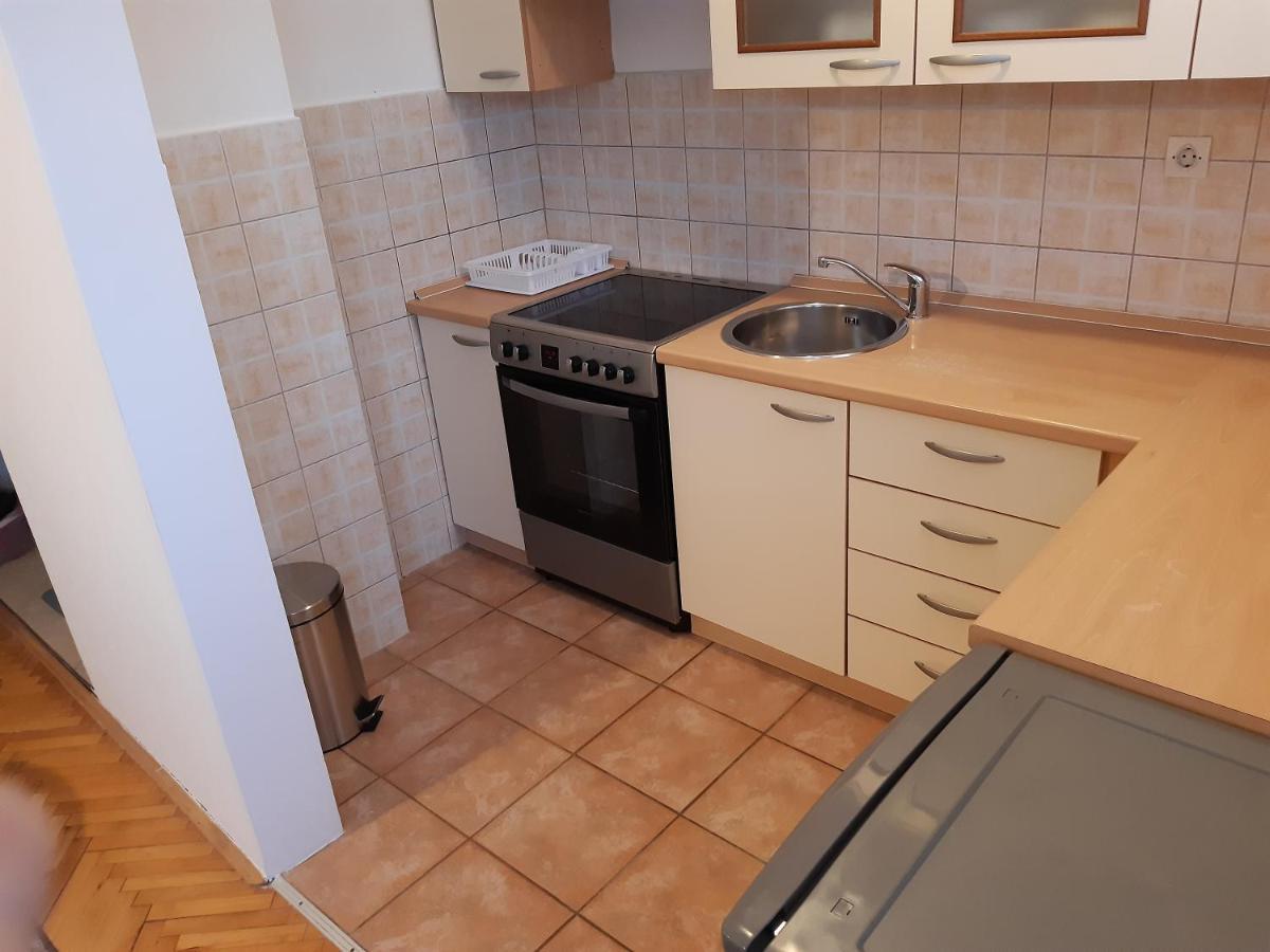 Apartman Helena Szluin Kültér fotó