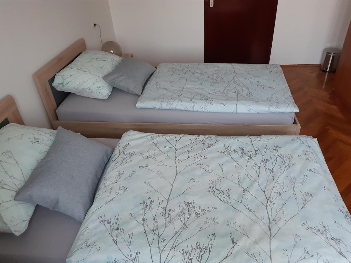 Apartman Helena Szluin Kültér fotó